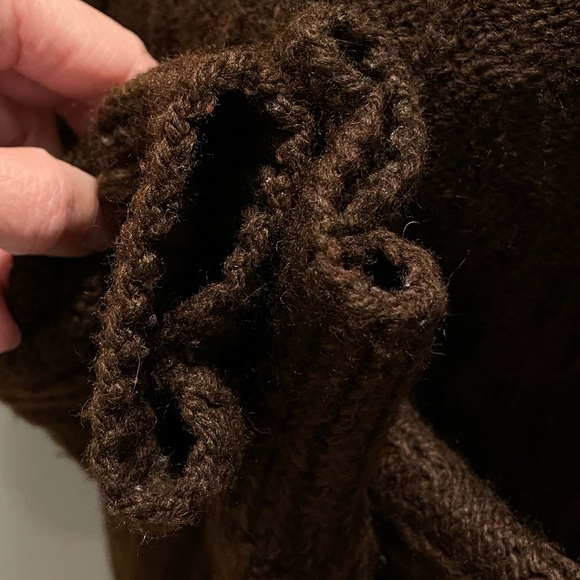 Hand Crafted Wool High Neck Fitted Sweater - M - Picture 9 of 15